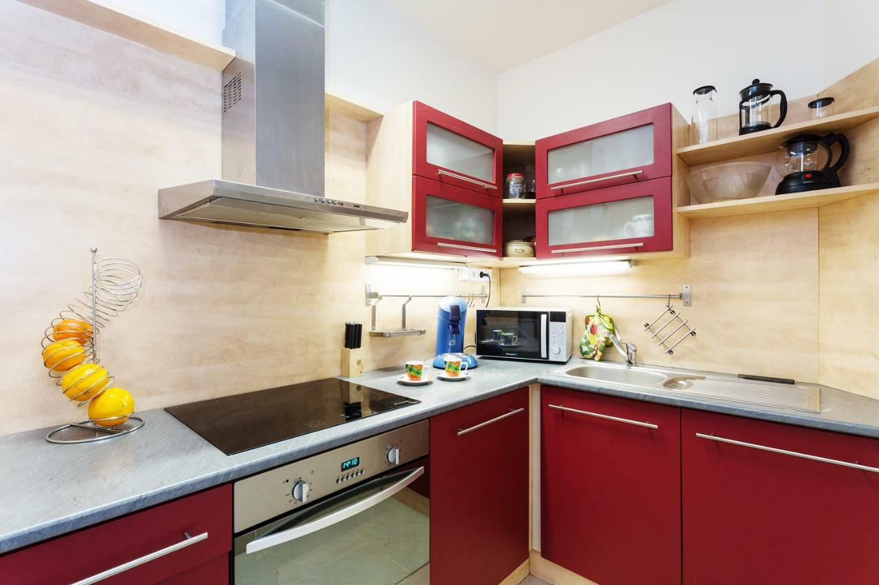 Stylish Apartment On Riverside Prague Extérieur photo